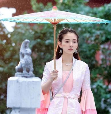 死亡间谍攻略_: 观察微妙变化，难道未来不值得期待？